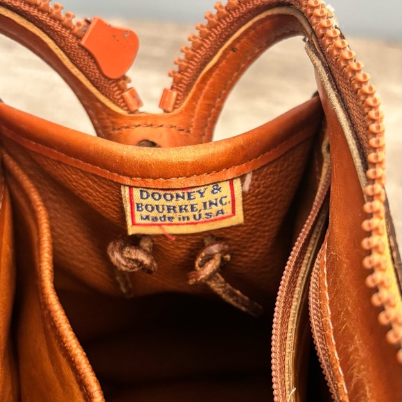 VINTAGE Dooney & Bourke All Weather Leather Handle Bag Black Brown With FLAWS - Picture 10 of 13